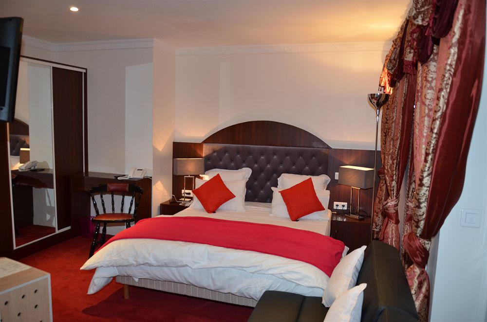 Hotel Rooms
