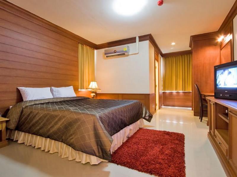 Hotel Rooms
