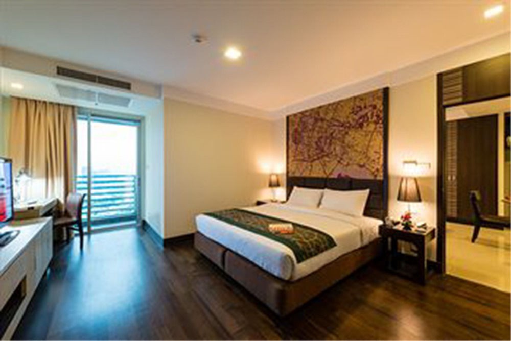 Hotel Rooms