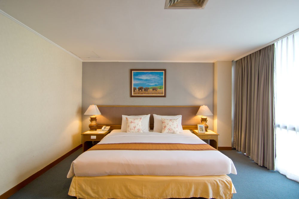 Hotel Rooms