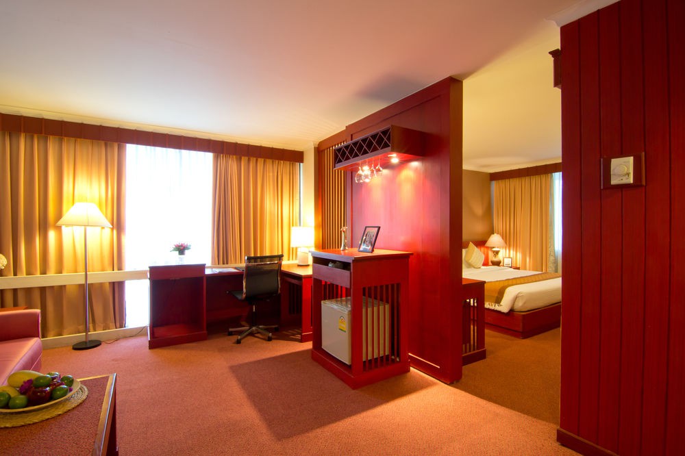 Manhattan Bangkok Hotel