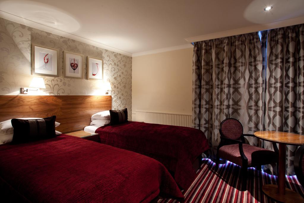 Hotel Rooms