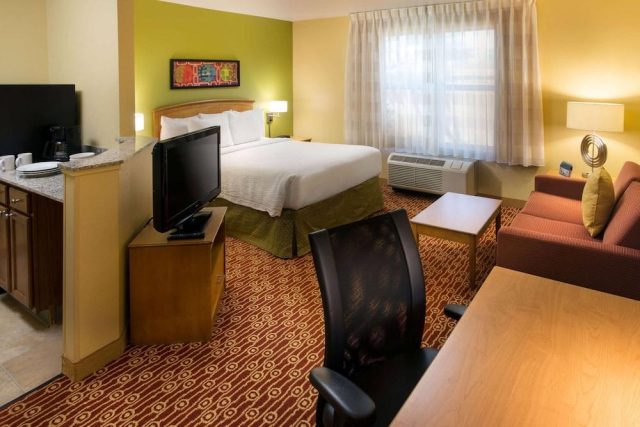 Sonesta Simply Suites Scottsdale North: Room, photo 4 of 10