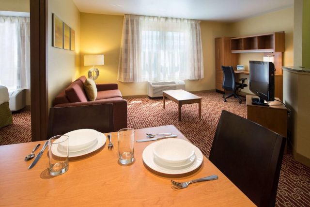 Sonesta Simply Suites Scottsdale North: Room, photo 5 of 10