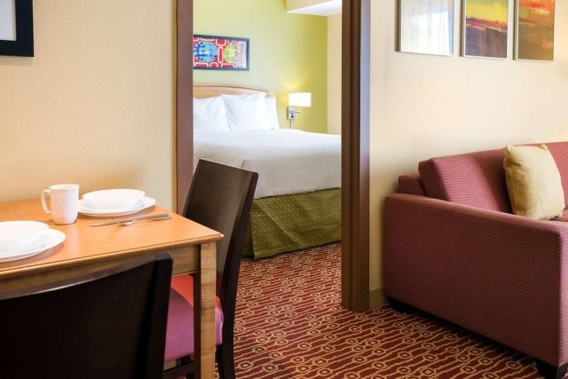 Sonesta Simply Suites Scottsdale North: Room, photo 6 of 10